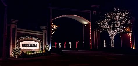 Deerfield plano - A walkthrough of the Deerfield neighborhood in Plano Texas known for their Christmas lights and displays.#texas #planotx #christmas #xmas #travel #holiday #4...